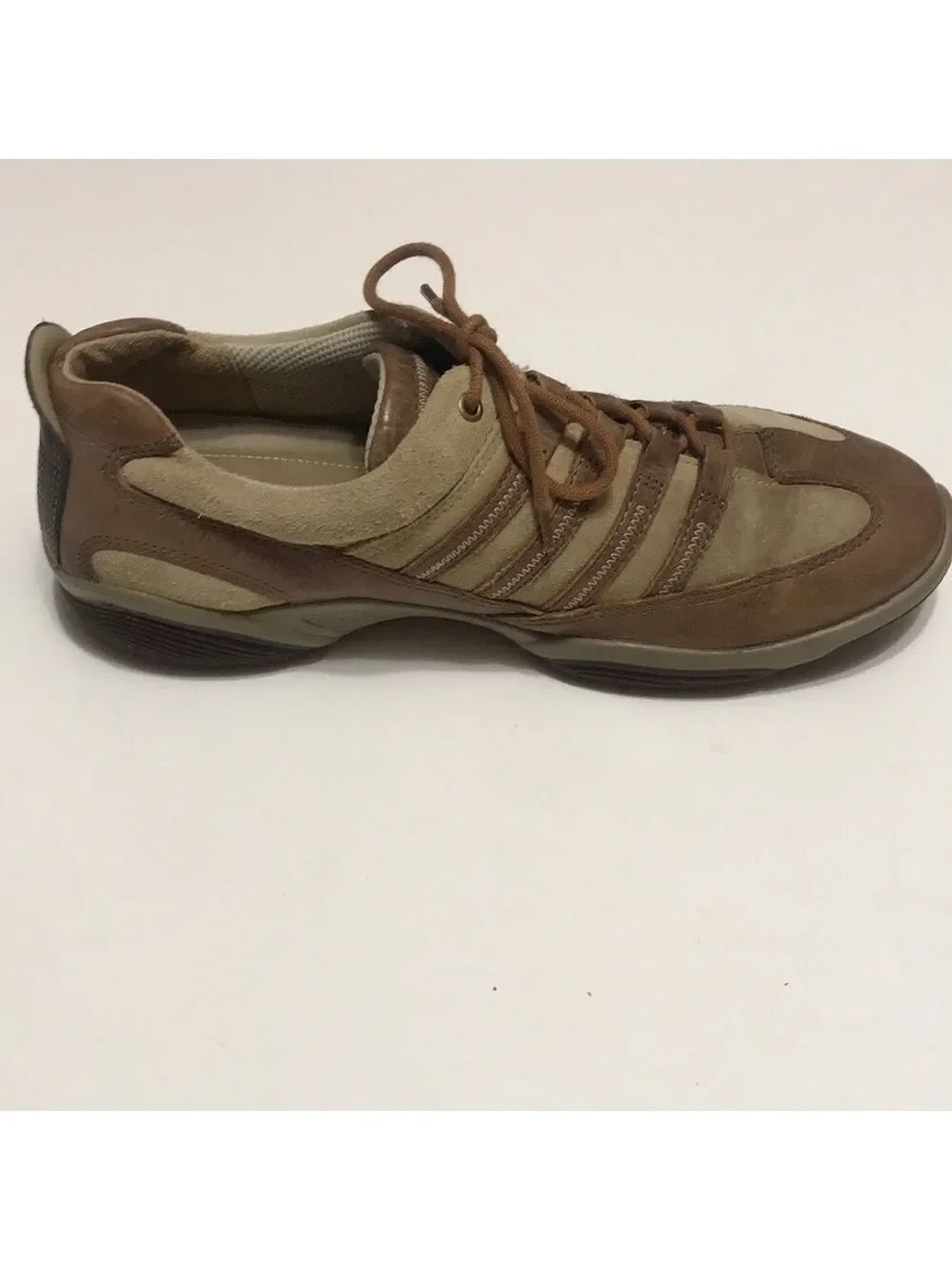 Men’s Ecco Suede/Leather Walking Shoe Size 40